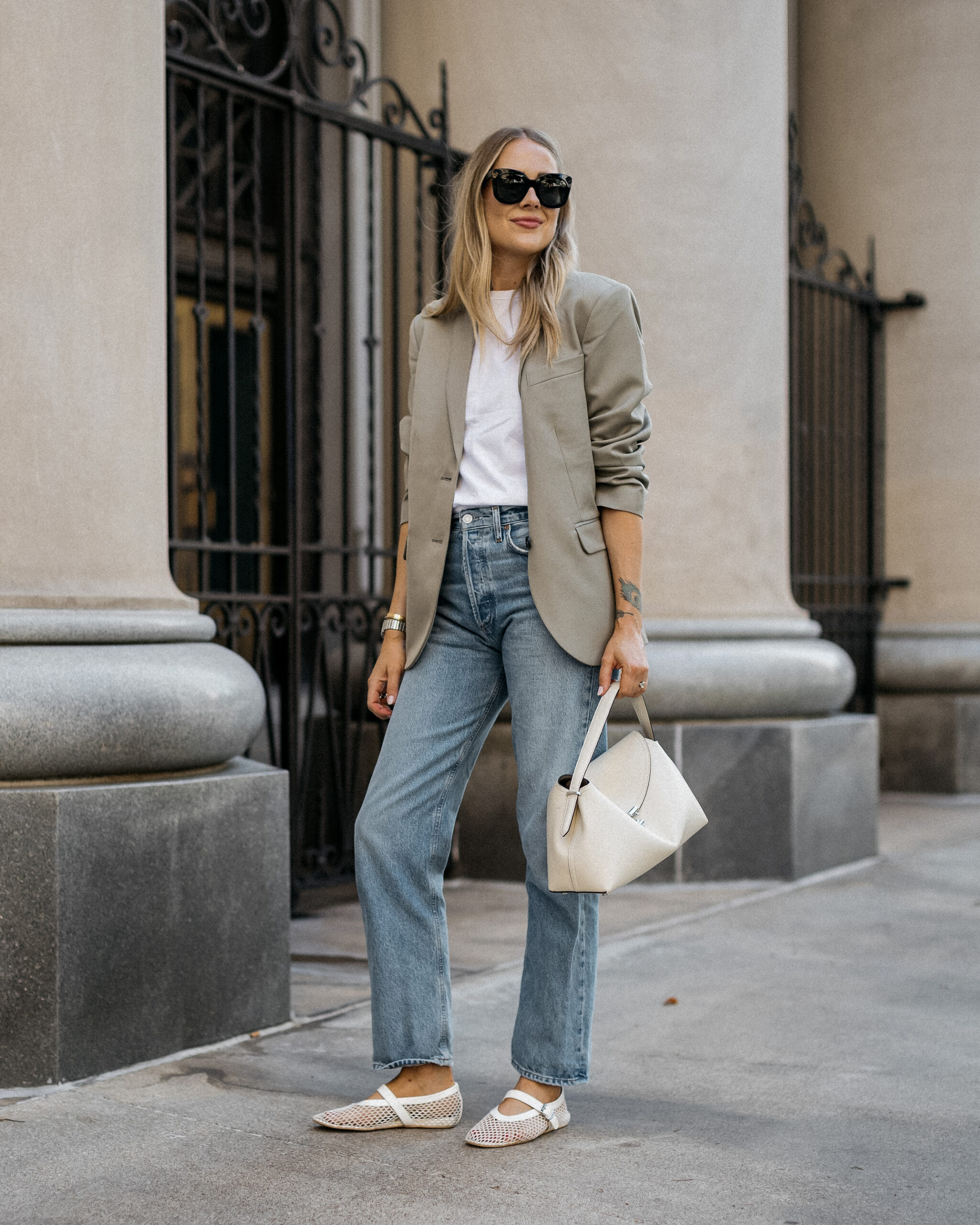 Fashion Jackson Wearing Anine Bing Quinn Blazer Green White Tshirt AGOLDE 90's Pinch Waist High Rise Straight Jeans Toteme T-Lock Handbag White Mesh White Flats Fall Outfit Street Style