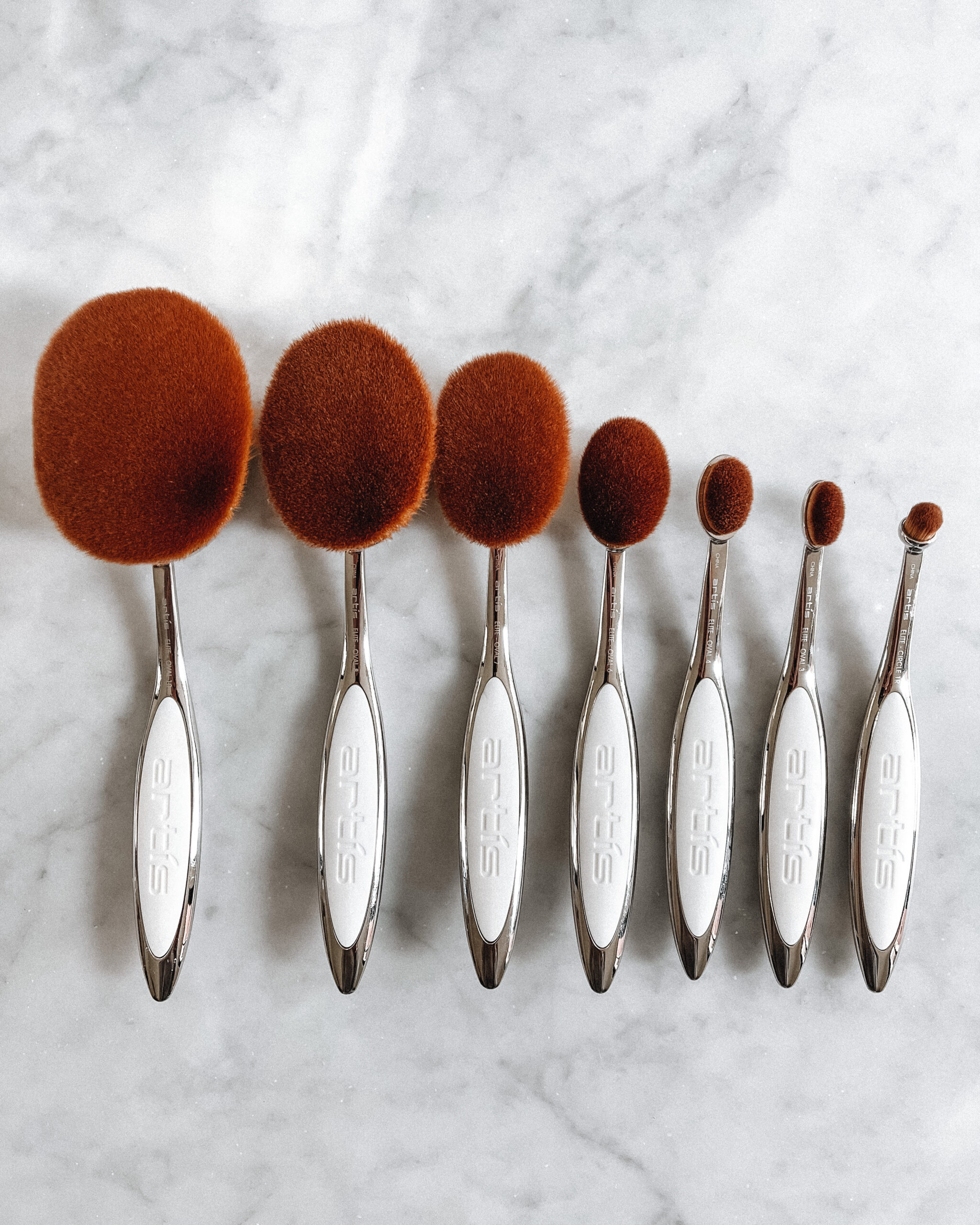 Fashion Jackson Artis Makeup brushes