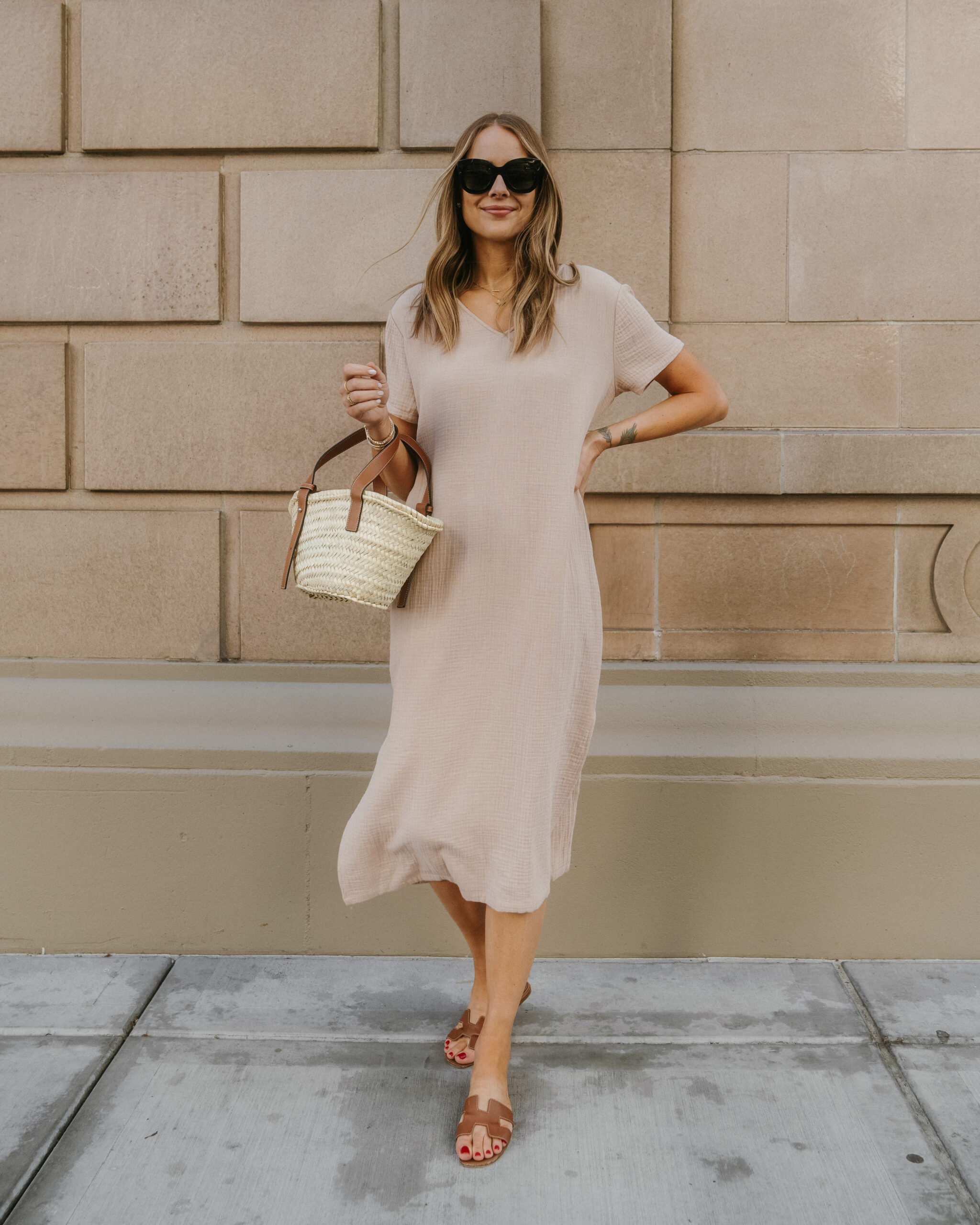 Fashion Jackson Wearing Jenni Kayne Cypress Caftan Dress Blush Hermes Oran White Sandals Straw Tote