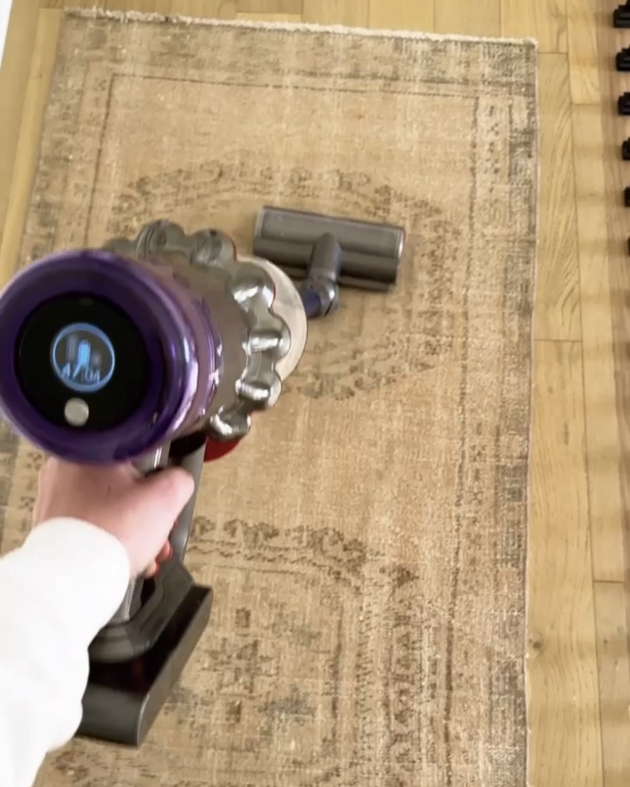 dyson vaccum